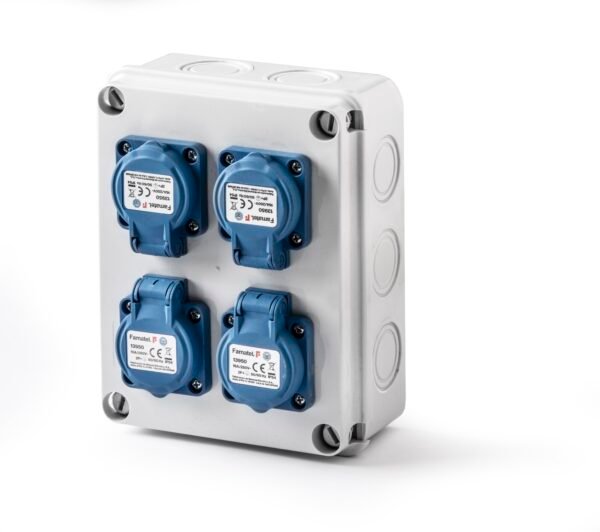 Caja estanca cableada IP54 4 tomas Famatel